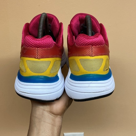 Diadora Mythos 3 BluShield Running Sneakers Bundle - Picture 16 of 17